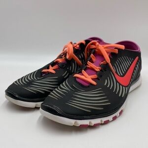Nike Free Balanza Cross Training Size 9